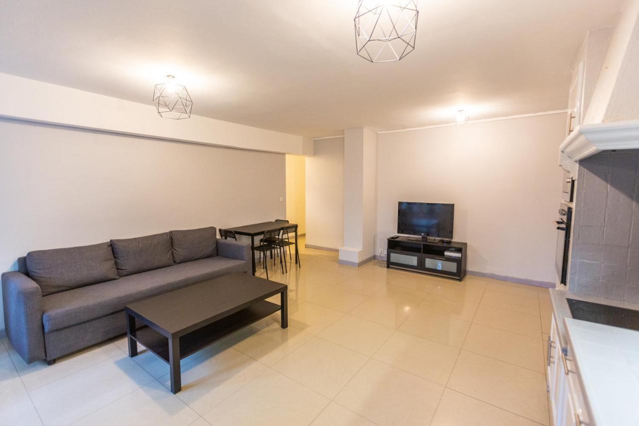 Superbe T4 Renove Spacieux Avec Stationnement Libre Et Gratuit Apartment Marseille Exterior photo