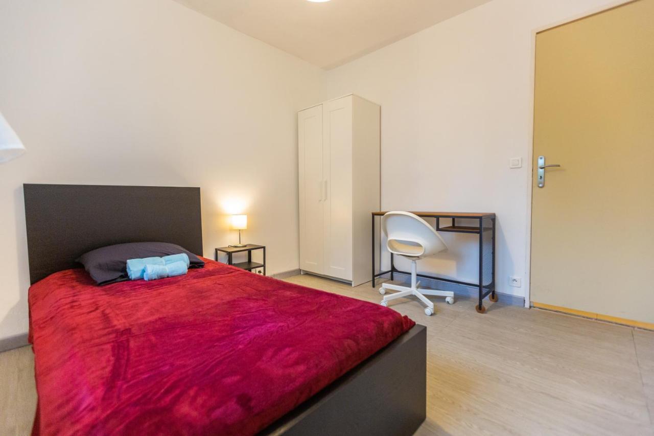 Superbe T4 Renove Spacieux Avec Stationnement Libre Et Gratuit Apartment Marseille Exterior photo