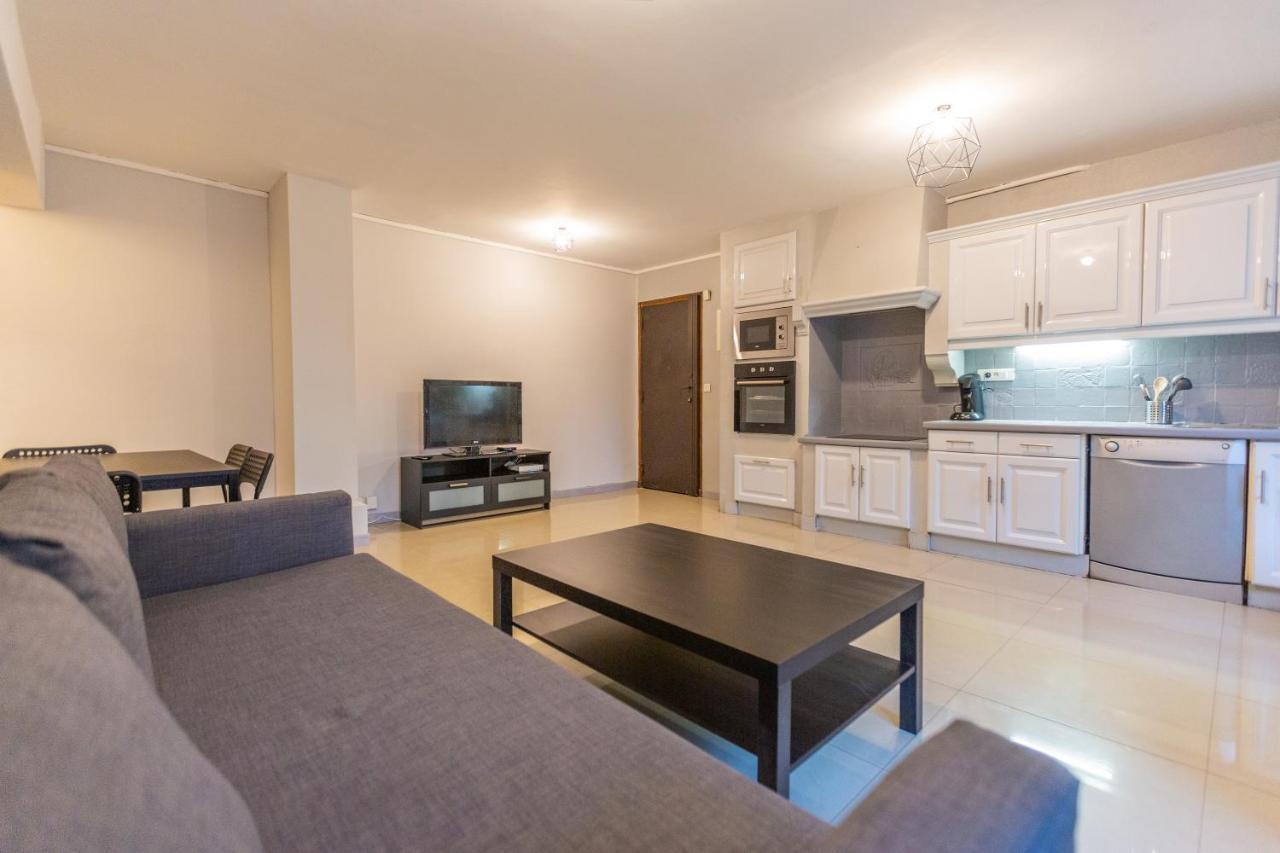 Superbe T4 Renove Spacieux Avec Stationnement Libre Et Gratuit Apartment Marseille Exterior photo