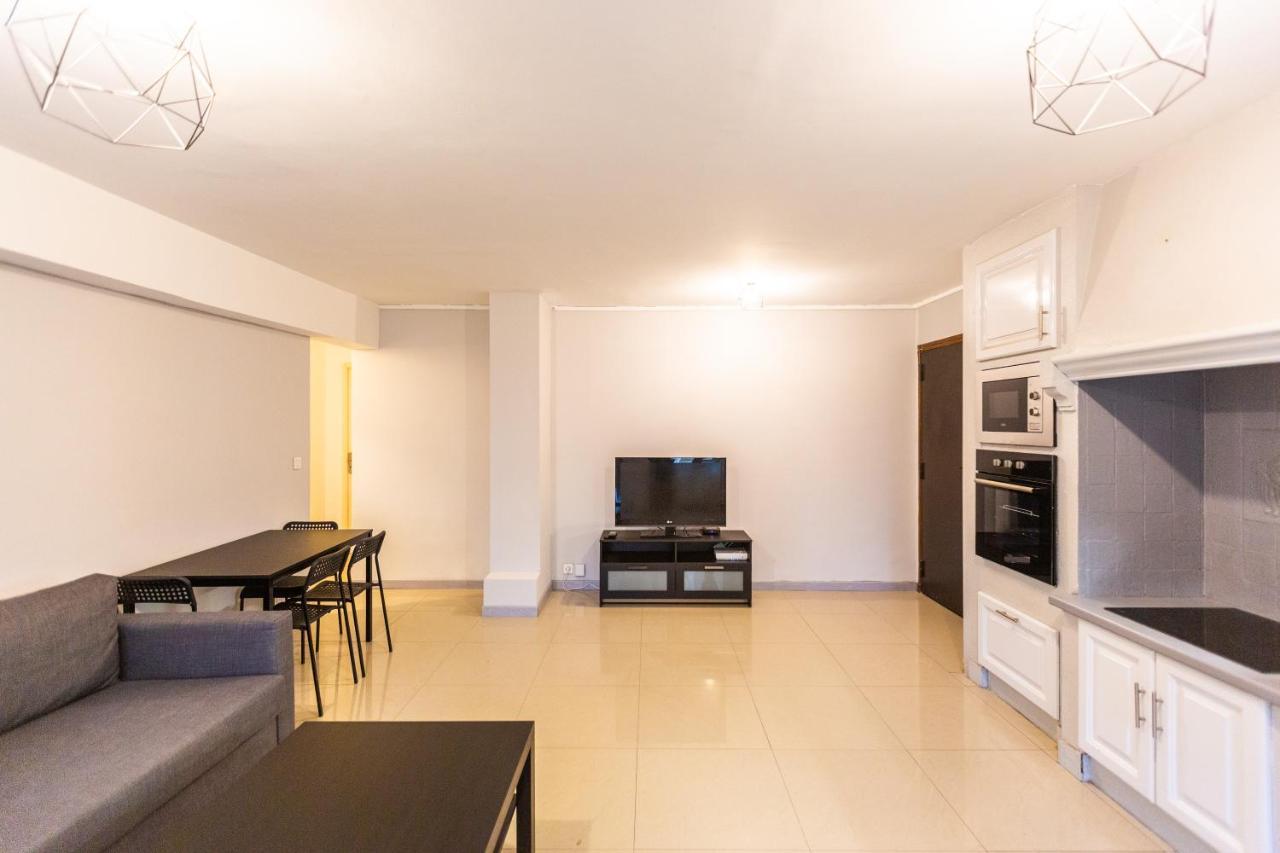 Superbe T4 Renove Spacieux Avec Stationnement Libre Et Gratuit Apartment Marseille Exterior photo