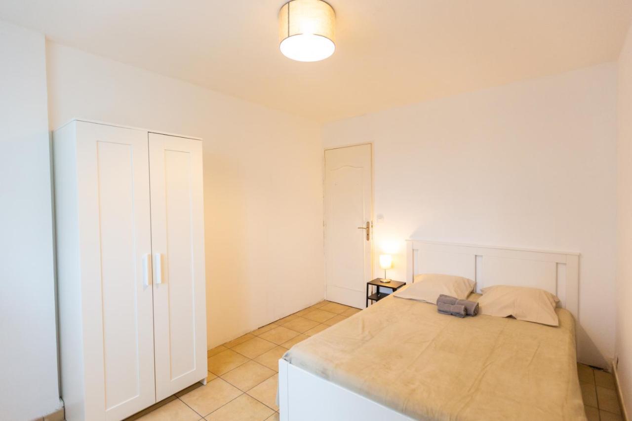 Superbe T4 Renove Spacieux Avec Stationnement Libre Et Gratuit Apartment Marseille Exterior photo