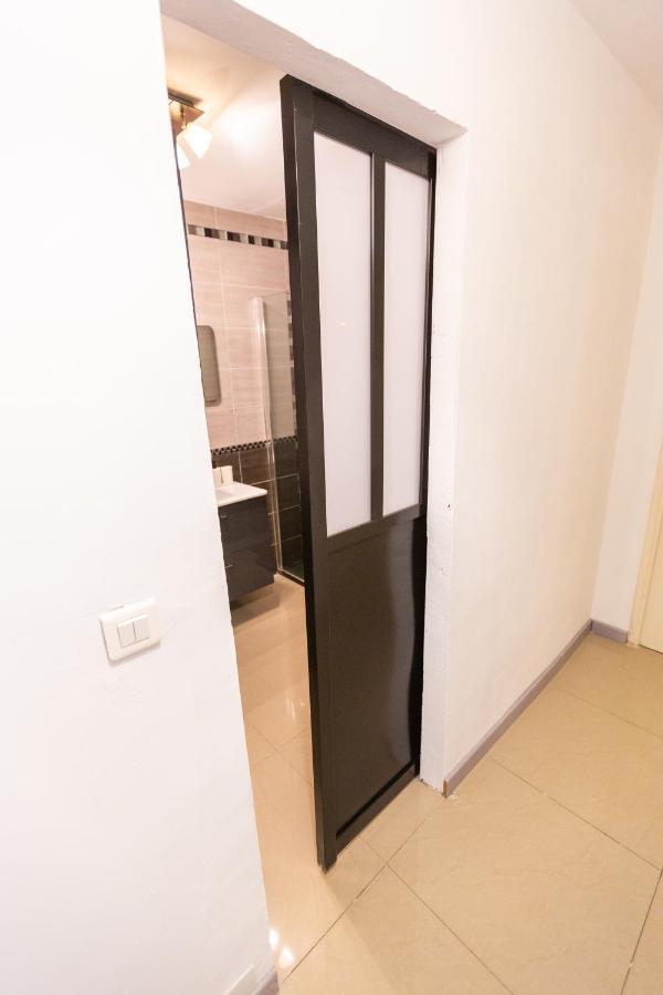 Superbe T4 Renove Spacieux Avec Stationnement Libre Et Gratuit Apartment Marseille Exterior photo