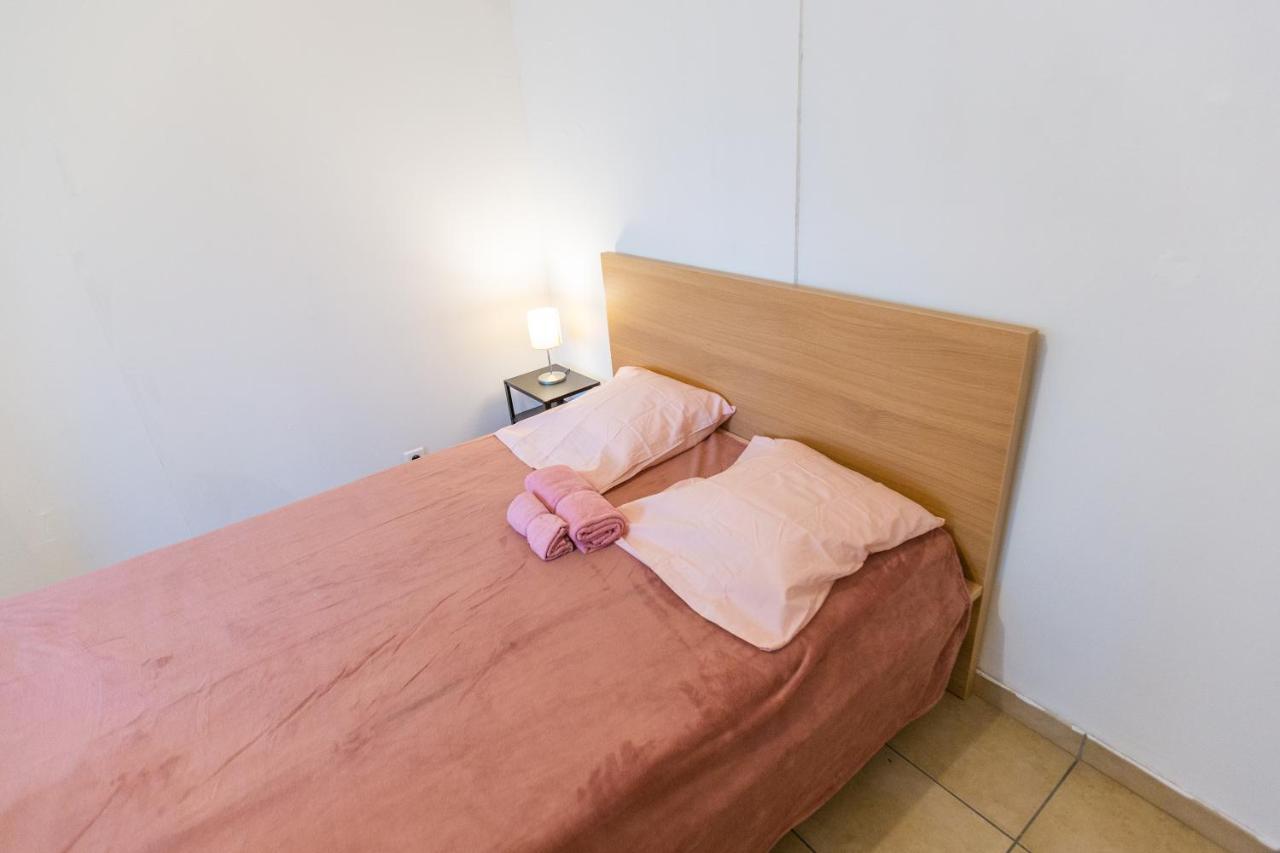 Superbe T4 Renove Spacieux Avec Stationnement Libre Et Gratuit Apartment Marseille Exterior photo