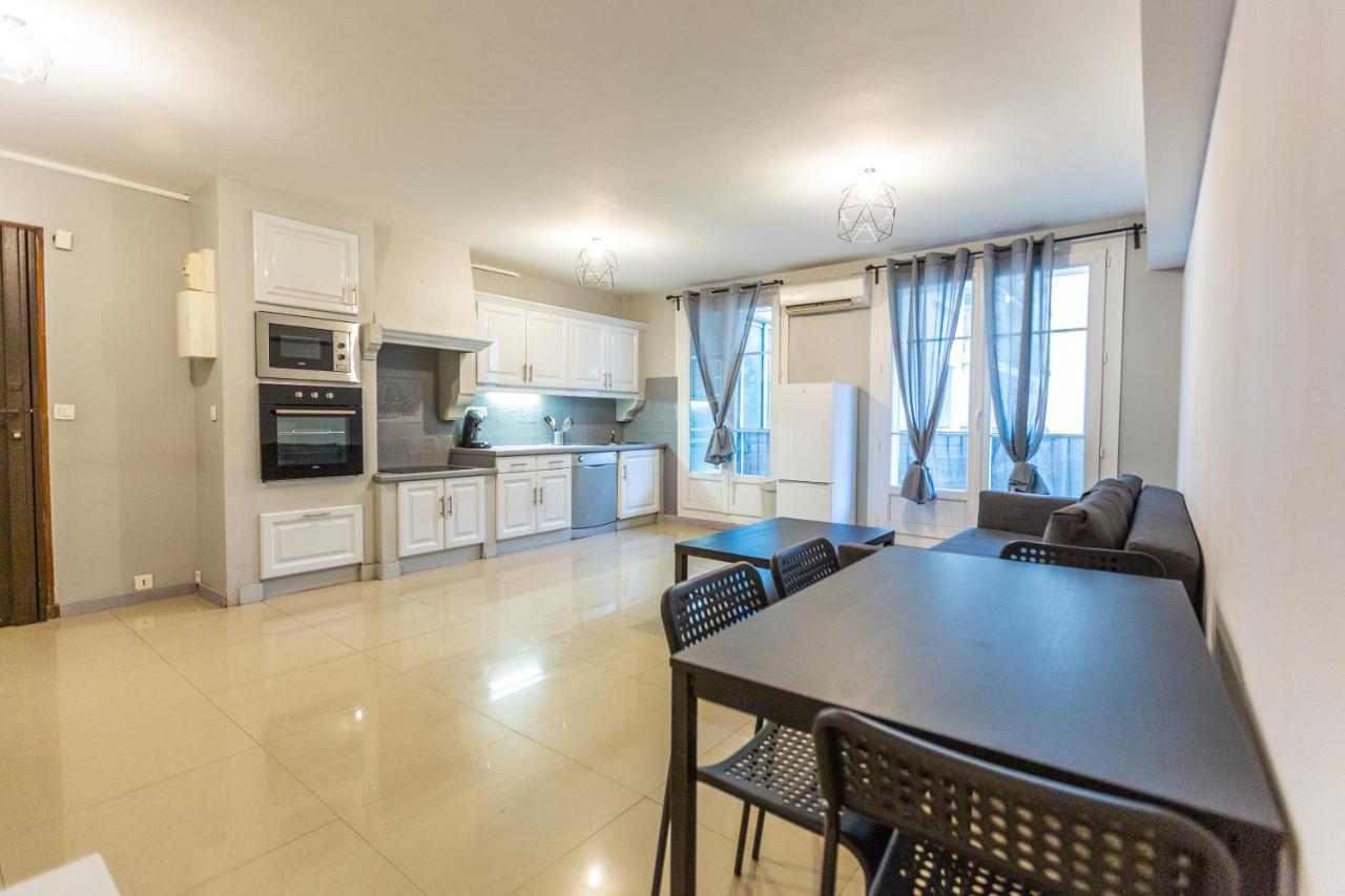Superbe T4 Renove Spacieux Avec Stationnement Libre Et Gratuit Apartment Marseille Exterior photo
